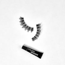 Load image into Gallery viewer, False Eyelashes - M-204
